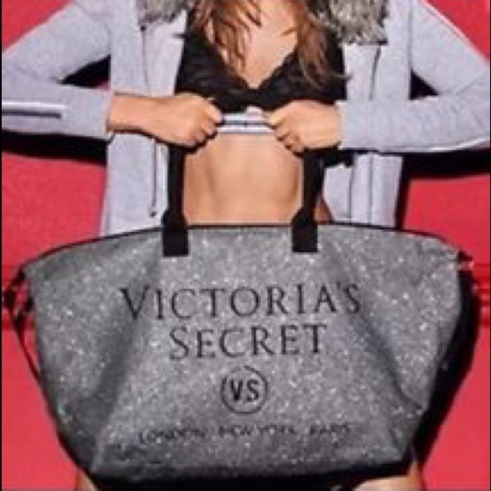 NWT Victoria's Secret L.E. Weekender Tote